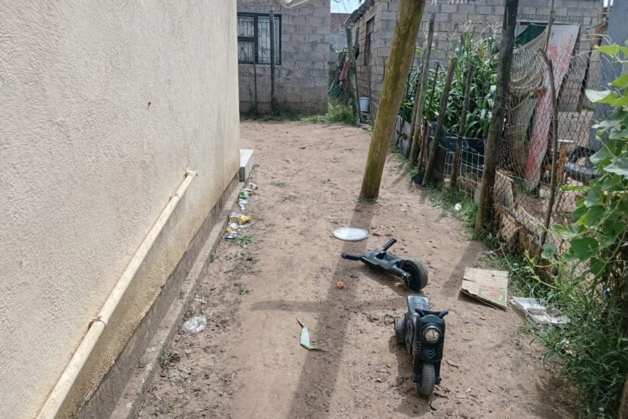 1 Bedroom Property for Sale in Kwanonqaba Western Cape